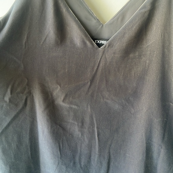 Express gray blouse - Picture 4 of 11